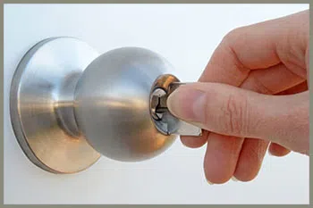 Englewood IL Locksmith Store Englewood, IL 773-362-4825